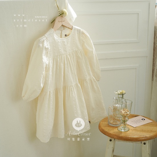 [Scratch_sale]   햇살아래 청순함이 반짝거려요 :) - lovely cream cancan cotton baby dress