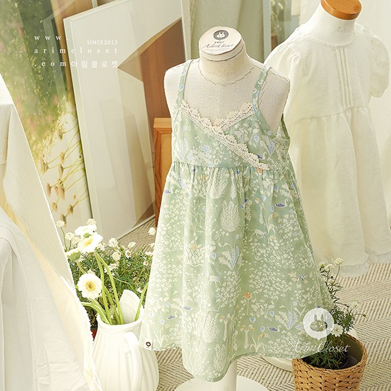 [new10%↓ 6.8 11am까지]  싱그러운 숲에서 팅커벨을 만날지도 몰라요 :)  - olive lace point baby cotton sleeveless dress