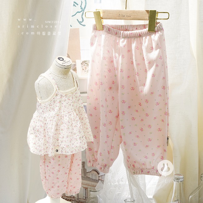 찹찹한 촉감에 녹아든 귀여운 일상 &gt;.&lt; - pink flower soft banding pants